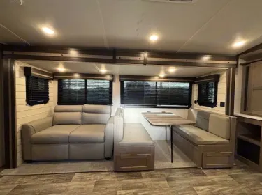 2022 Crossroads Sunset Trail Super Lite Travel trailer rental in Plant City, FL