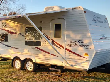 2006 Jayco Jay Flight Travel trailer rental in Mason City, IL