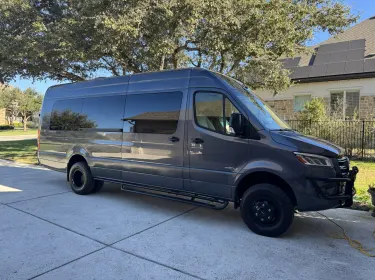 2020 Midwest Automotive Designs Ultimate Presidential Class B rental in Leander, TX