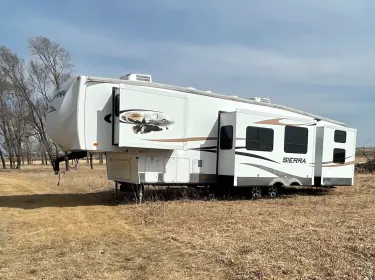 2012 Forest River Sierra Fifth-wheel rental in Sioux Falls, SD