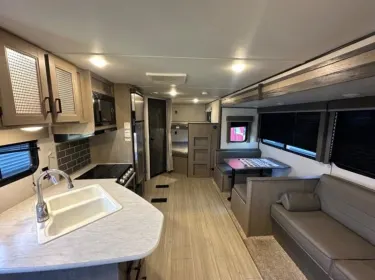 2021 Keystone RV Hideout Travel trailer rental in Riverside, CA