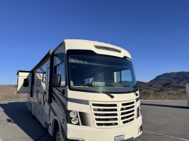 2021 FR3 FR3 Motorhome Class A rental in Thousand Oaks, CA