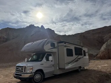 2017 Winnebago Minnie Winnie Class C rental in Salt Lake City, UT