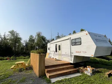 1998 Jayco Eagle Fifth-wheel rental in Walton, NS