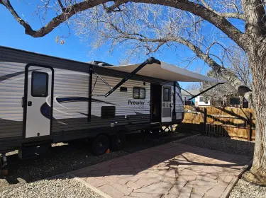 2018 Heartland RVs Prowler Lynx Travel trailer rental in Loveland, CO