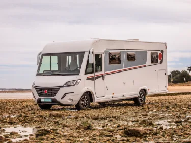 2023 Pilote G 740 FC EVIDENCE Class A rental in Rochefort