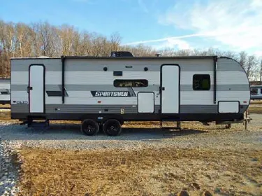 2022 K-Z Manufacturing Sportsmen 261BHKSE Travel trailer rental in Granville, IA