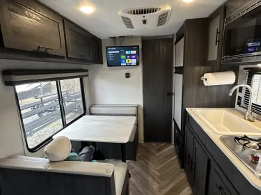 2021 Ozark Lite Travel trailer rental in Elizabethton, TN
