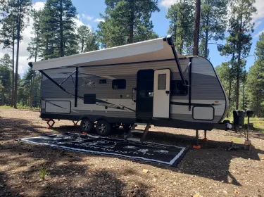 2020 Jayco Jay Flight SLX Rocky Mountain Edition Travel trailer rental in Casa Grande, AZ