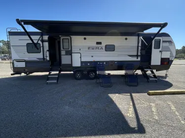 2025 Palomino Puma 337BH Travel trailer rental in Houston, TX