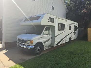 2006 Four Winds Chateau Sport Class C rental in Fort Mill, SC