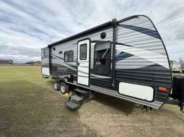 2018 Keystone Springdale Travel trailer rental in Quincy, WA