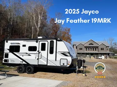 2025 Jayco Jay Feather Travel trailer rental in Henderson, NV