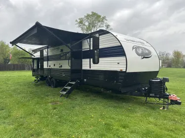 2023 Forest River Cherokee Travel trailer rental in Shawnee Hills, OH