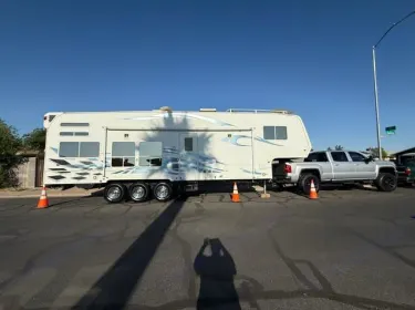 2008 Weekend Warrior 3505 Le Toy hauler rental in Mesa, AZ