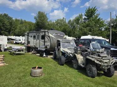 2015 FunFinder F214W Travel trailer rental in Sherbrooke, QC