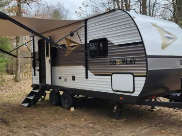 2024 Highland Ridge RV Go Play Travel trailer rental in Ludington, MI