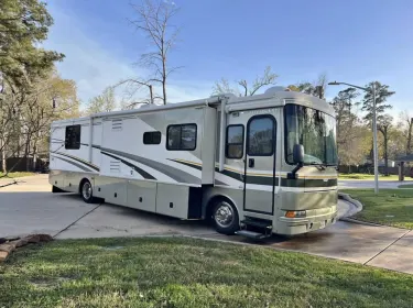 2005 Fleetwood Bounder 38N Class A rental in Navasota, TX