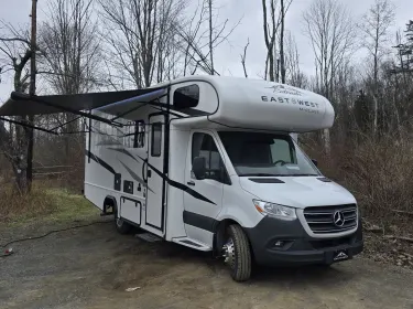 2023 EAST TO WEST Entrada M-Class Class C rental in Clarks Summit, PA