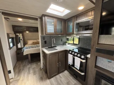 2019 Wildwood Heritage Glen 22RBHL Travel trailer rental in Windsor, CA