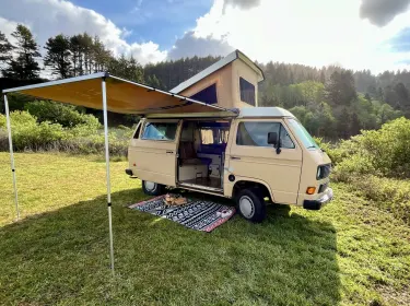 1985 Volkswagen Westfalia Camper van rental in Portland, OR