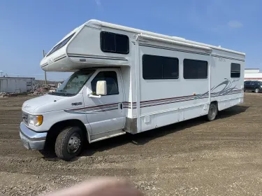 2003 Itasca Spirit Class C rental in Saskatoon, SK