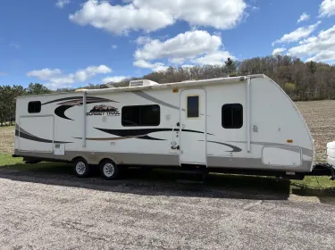 2010 Crossroads RV Sunset Trail Travel trailer rental in Sparta, WI