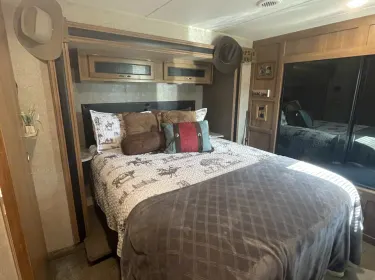 2018 Coachmen 333RETS Travel trailer rental in Iola, TX
