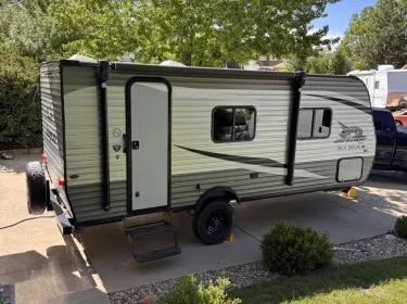 2020 Jayco Jay Flight SLX Baja Edition Travel trailer rental in Arvada, CO