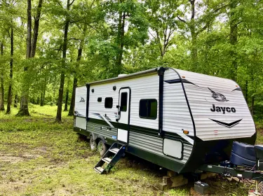 2022 Jayco Jay Flight SLX Travel trailer rental in Chatsworth, GA