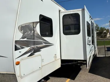2008 Keystone RV Cougar Travel trailer rental in Rock springs, WY