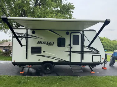 2021 Keystone RV Bullet Crossfire Travel trailer rental in West Bend, WI