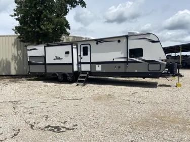 2022 Jayco jayflight Travel trailer rental in Fort Worth, TX