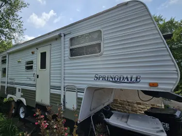 2002 Keystone RV Springdale Fifth-wheel rental in Elk River, MN