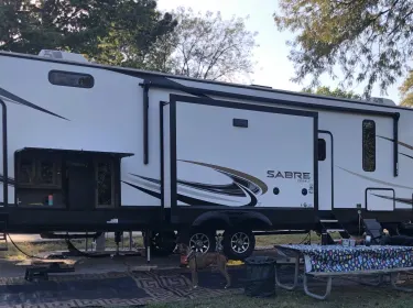 2021 Forest River Sabre Fifth-wheel rental in Kearney, MO