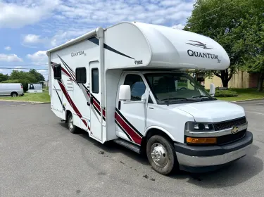2021 Thor Quantum SE Class C rental in Huntingdon Valley, PA