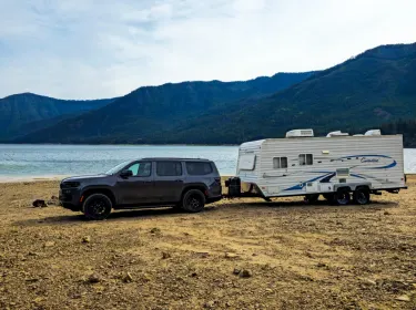 2004 Coachmen Catalina Lite Travel trailer rental in Auburn, WA