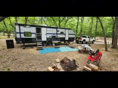 2020 Forest River Cherokee Travel trailer rental in Duncombe, IA
