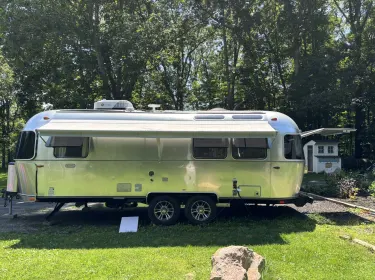 2025 Airstream Tradewinds Travel trailer rental in New Paltz, NY
