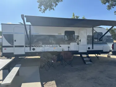 2025 Forest River Forest River Salem Cruise Lite 263BHXL Travel trailer rental in Shafter, CA