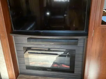 2018 Jayco Eagle Fifth-wheel rental in Del norte, CO