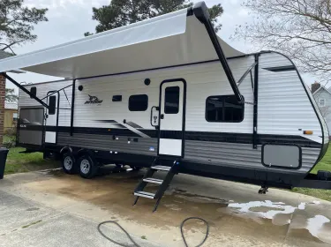 2022 Jayco Jay Flight SLX Travel trailer rental in Elizabeth City, NC