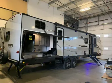 2021 Cruiser RV MPG Ultra Lite Travel trailer rental in Edmonton, AB
