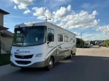 2004 Coachmen Mirada Deluxe/Premier Class A rental in Acheson, AB