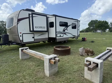 2018 Forest River Rockwood Ultra Lite Travel trailer rental in ABILENE, TX