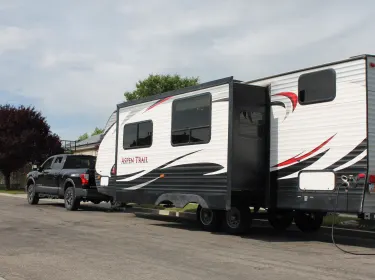 2015 Aspen Trail Aspen Trail Trailer Travel trailer rental in Saratoga Springs, UT