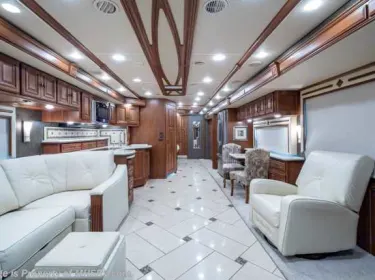 2015 Winnebago 42qd Class A rental in Oklahoma City, OK
