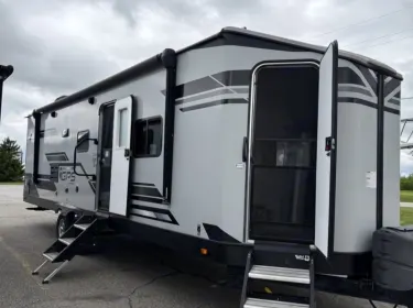 2018 Starcraft GPS Travel trailer rental in Vittoria, ON