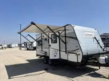 2016 Dutchmen Coleman Lantern Travel trailer rental in Belmont, NH