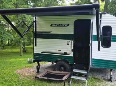 2025 Sunset Park RV Sun Lite LTD 13MJ Travel trailer rental in Denver, CO